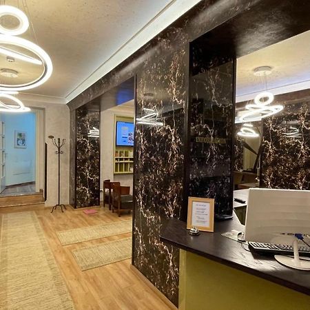 La Voglia Hotel Boutique Тирана Экстерьер фото